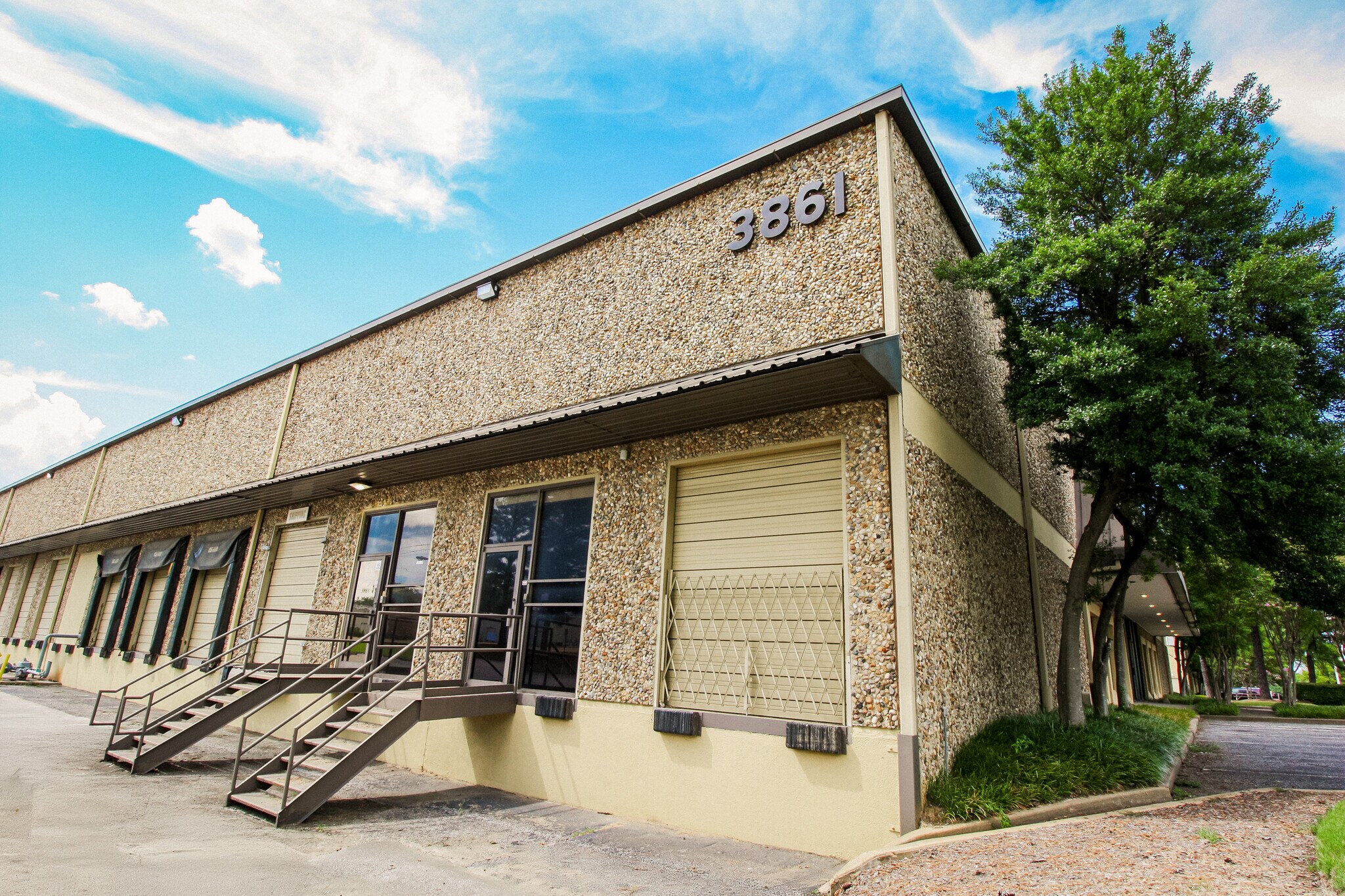 3861 Knight Rd, Memphis, TN for lease Building Photo- Image 1 of 6