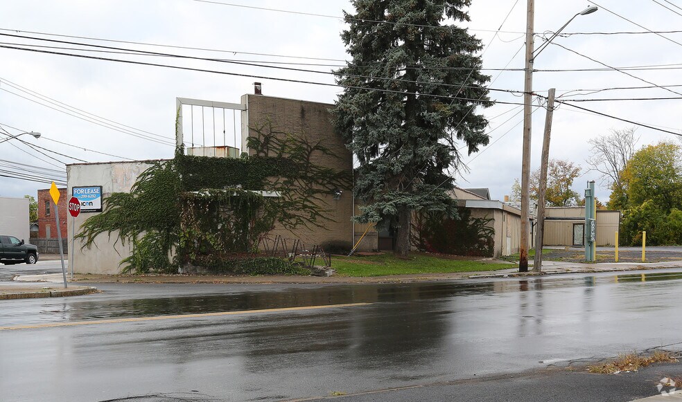 301 Lodi St, Syracuse, NY for sale - Primary Photo - Image 1 of 1