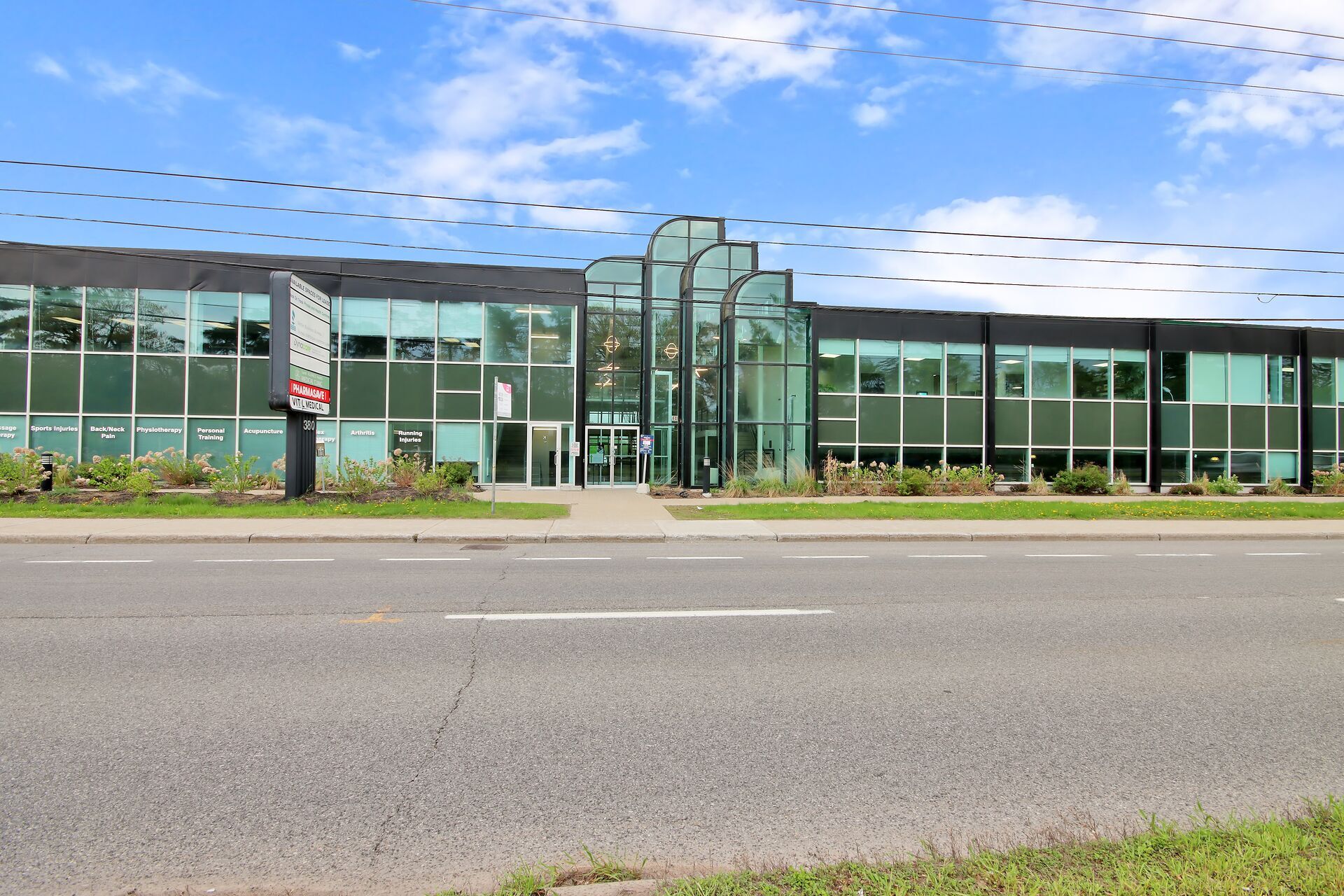 380 Hunt Club Rd, Ottawa, ON for sale Building Photo- Image 1 of 54