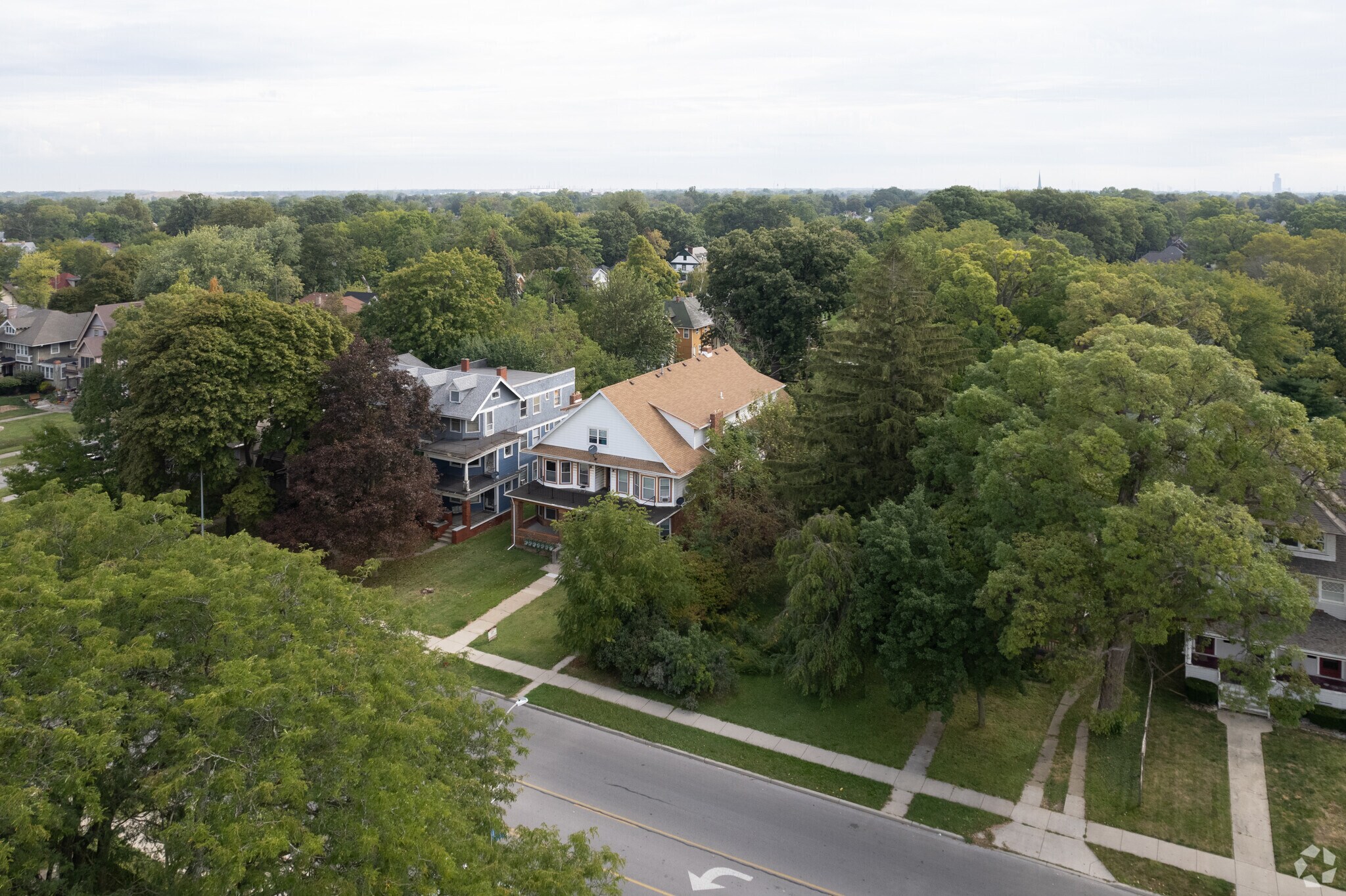 2820 Collingwood Blvd, Toledo, OH 43610 Multifamily for Sale