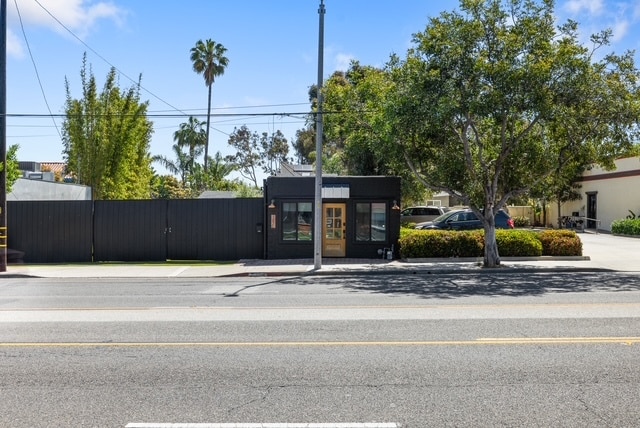 1630 Aviation Blvd, Redondo Beach, CA for sale Primary Photo- Image 1 of 42
