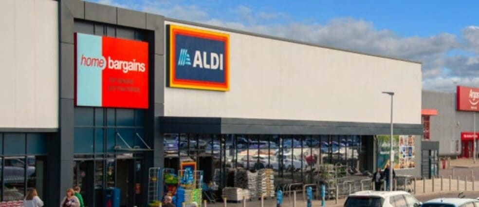 Portlethen Retail Park portfolio of 2 properties for sale on LoopNet.com - Building Photo - Image 2 of 2