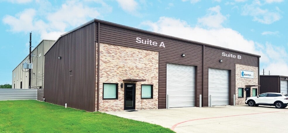 13486 FM 529 Rd, Houston, TX for lease - Building Photo - Image 1 of 5