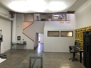 957-959 Cole Ave, Los Angeles, CA for lease Building Photo- Image 2 of 5