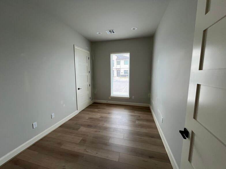 7623 E 126th St S, Bixby, OK for lease - Building Photo - Image 2 of 10