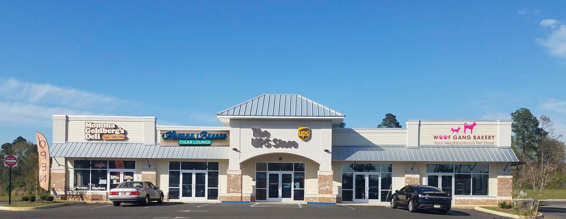 104 Apple Ave, Dothan, AL 36303