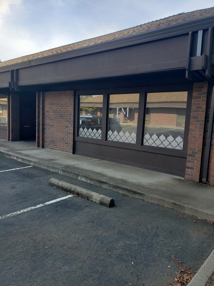 9706 Fair Oaks Blvd, Fair Oaks, CA for lease - Building Photo - Image 2 of 13