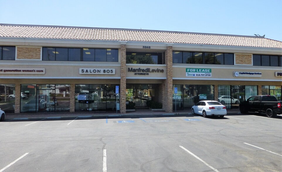 3262 E Thousand Oaks Blvd, Westlake Village, CA for lease - Building Photo - Image 3 of 9