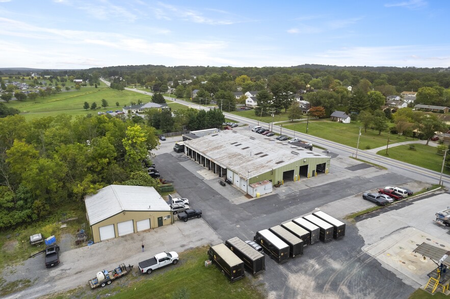 978 Old Harrisburg Rd, Gettysburg, PA for sale - Building Photo - Image 2 of 12