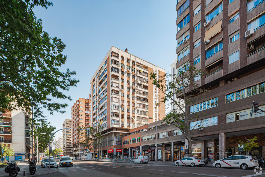 Calle Orense, 16, Madrid, Madrid for lease - Building Photo - Image 2 of 3