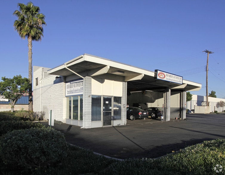 551 S Raymond Ave, Fullerton, CA for sale - Primary Photo - Image 1 of 5