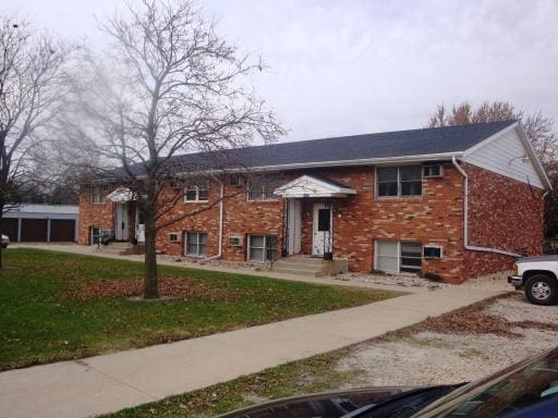 1007-1009 Green Ridge Ave, Earlville, IL for sale Primary Photo- Image 1 of 13