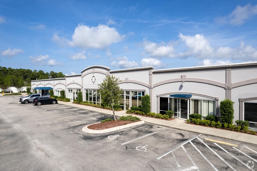 5220 Shad Rd, Jacksonville, FL for lease - Building Photo - Image 1 of 5