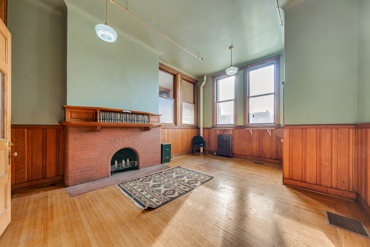 4403 St Clair Ave, Cleveland, OH for lease Interior Photo- Image 1 of 3