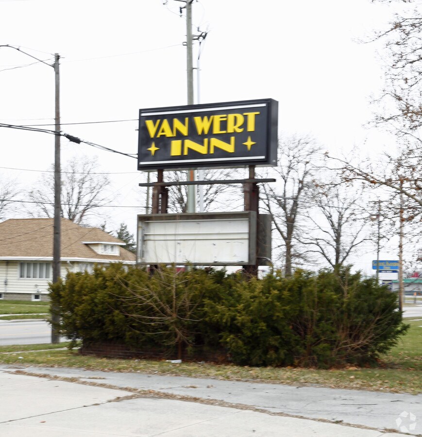 820 N Washington St, Van Wert, OH 45891