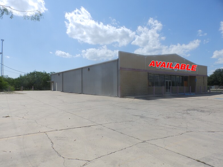 747 N Fm 2360, Rio Grande City, TX for lease - Building Photo - Image 3 of 6