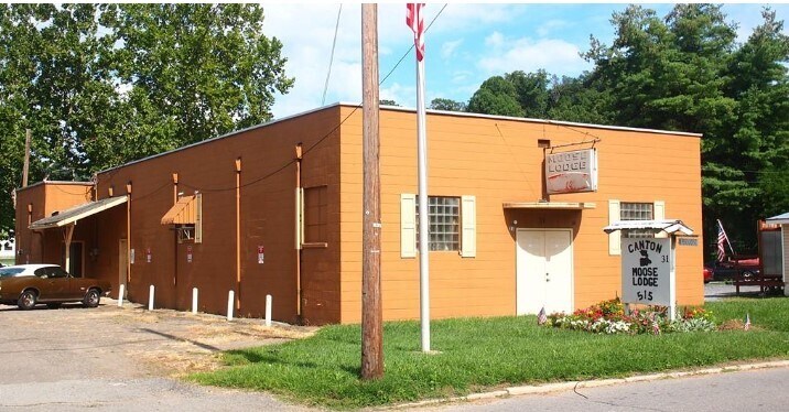 31 Penland St, Canton, NC for sale Primary Photo- Image 1 of 1