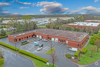 10810 Southern Loop Blvd, Pineville, NC - aerial  map view