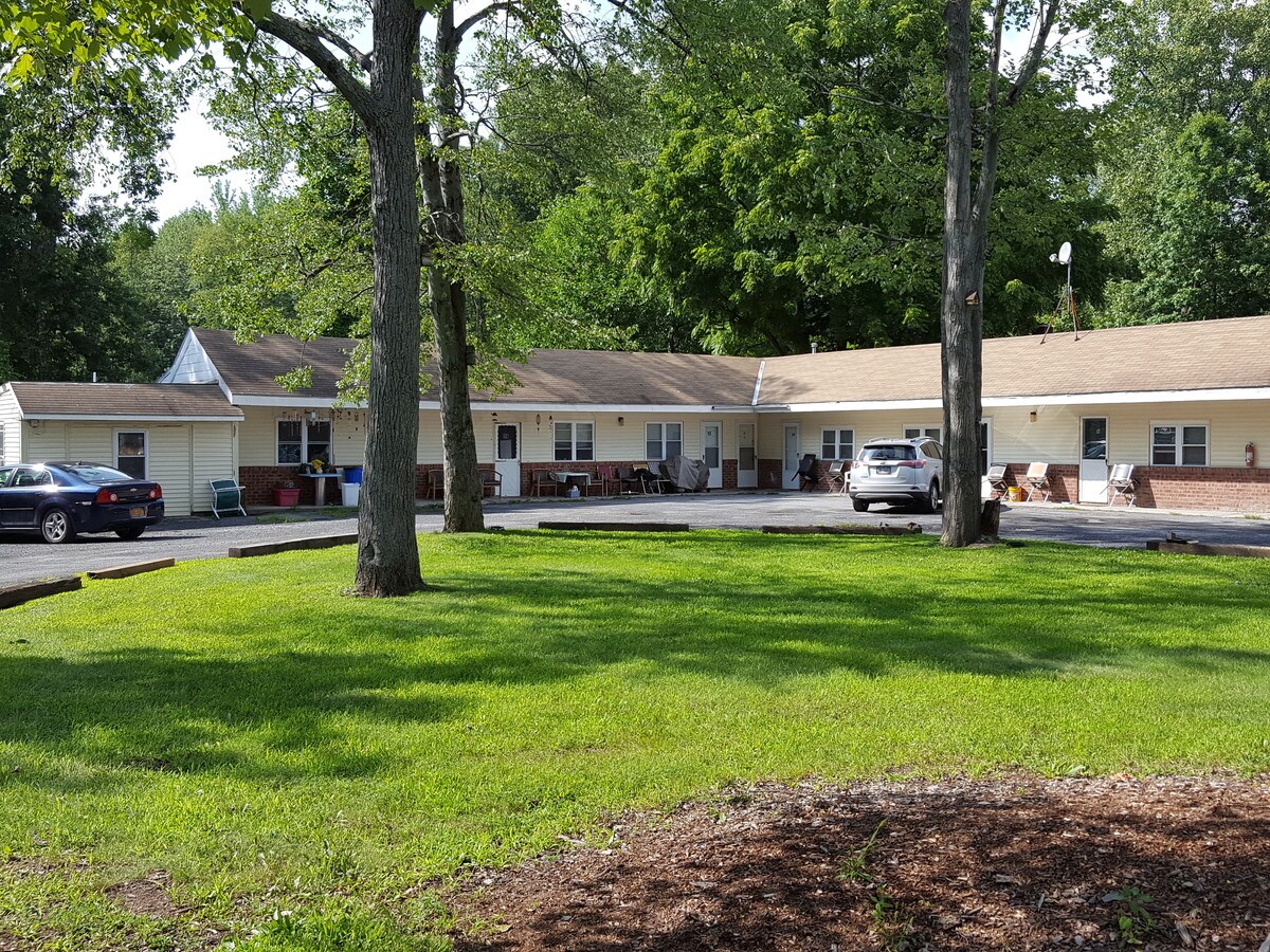 1767 Route 9W, Lake Katrine, NY 12449