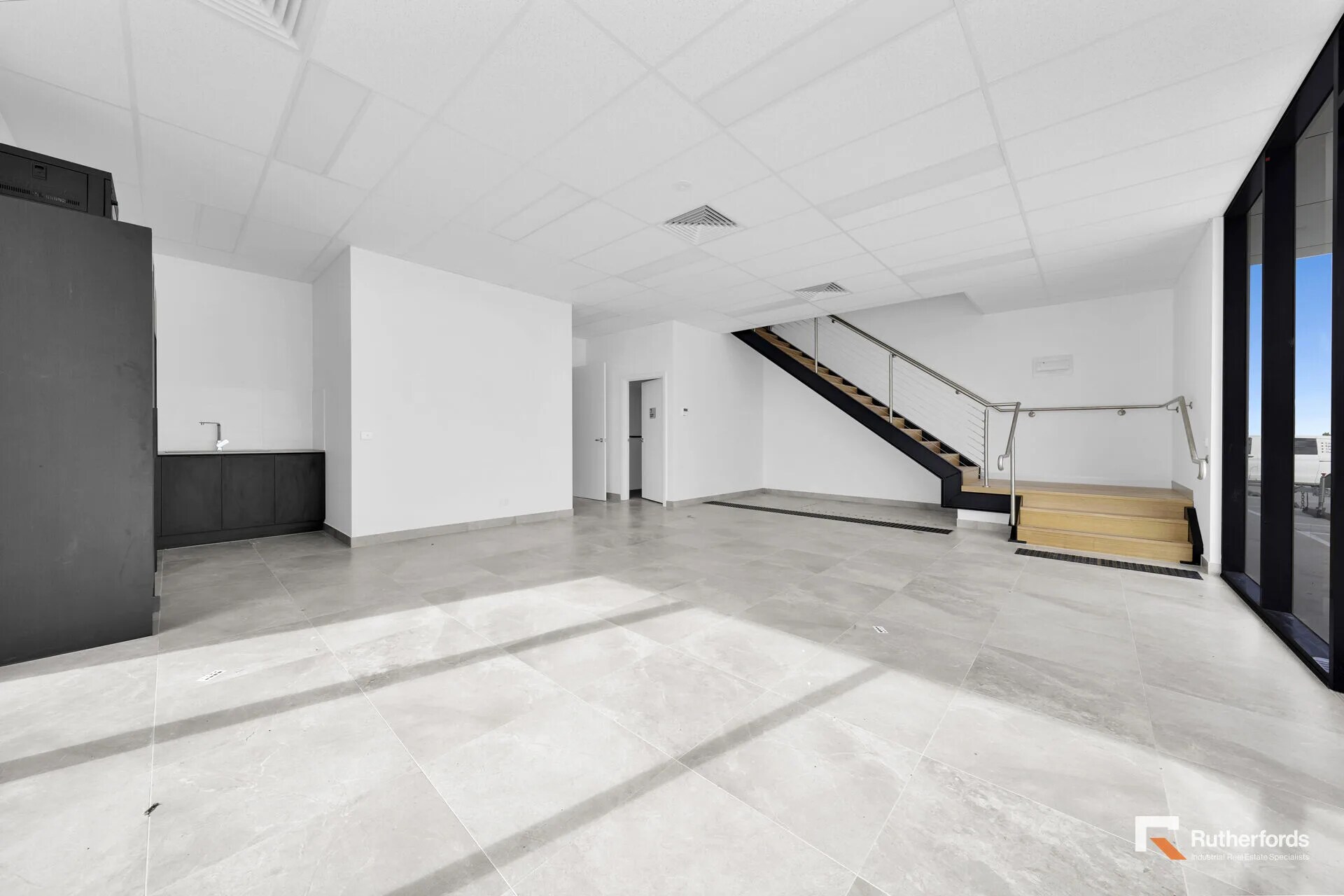 106 Yale Dr, Epping for lease Interior Photo- Image 1 of 6
