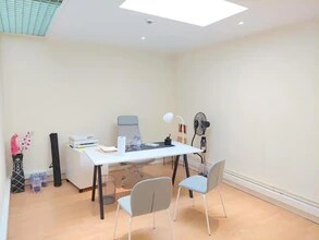 Boulevard Emile Zola, Houilles for lease Interior Photo- Image 1 of 2