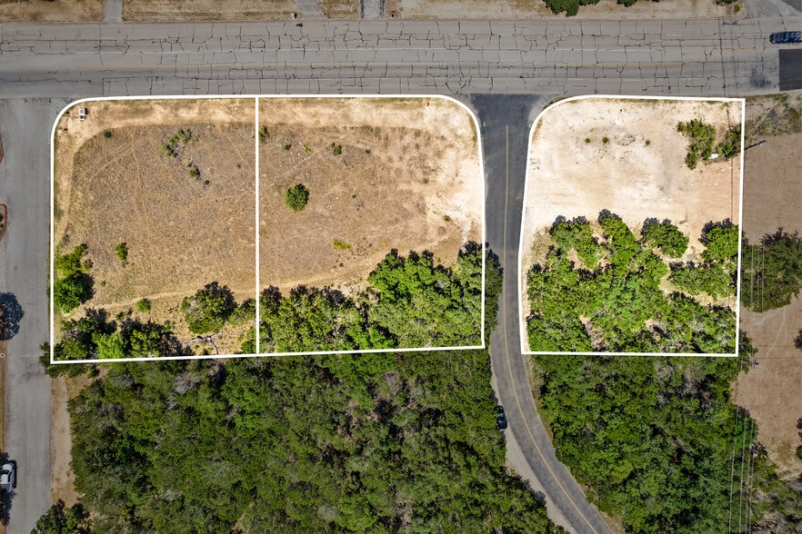 20901 Dawn Dr, Lago Vista, TX for sale - Building Photo - Image 2 of 3