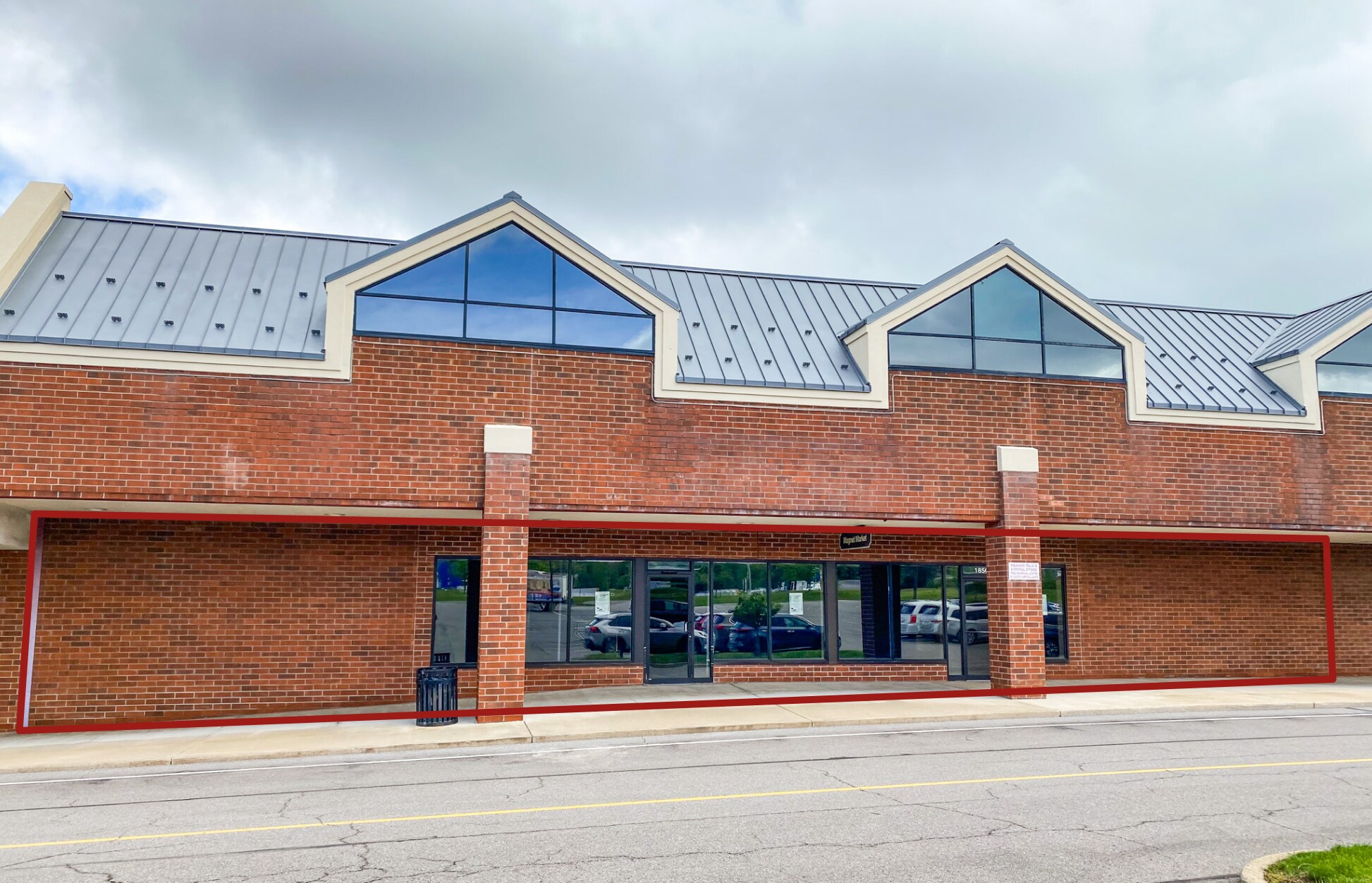 1000-1450 Park Manor Blvd, Pittsburgh, PA for lease Building Photo- Image 1 of 2