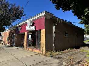 1 W Main St, Georgetown, MA for lease Building Photo- Image 2 of 9