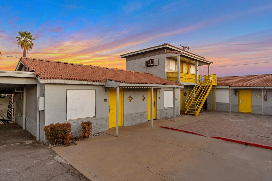 1945 W Van Buren, Phoenix, AZ for sale - Building Photo - Image 3 of 23