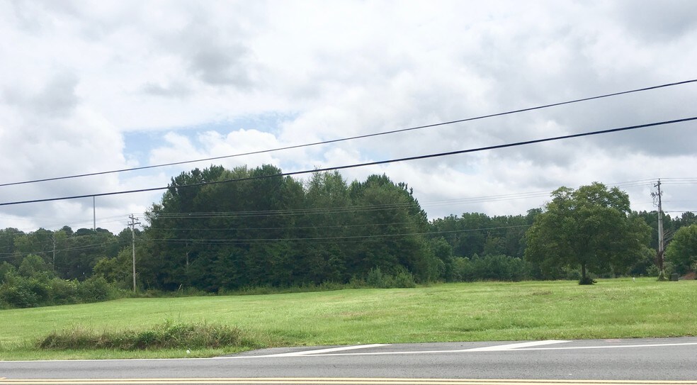 5645 Milam Rd, Fairburn, GA for sale - Other - Image 1 of 1