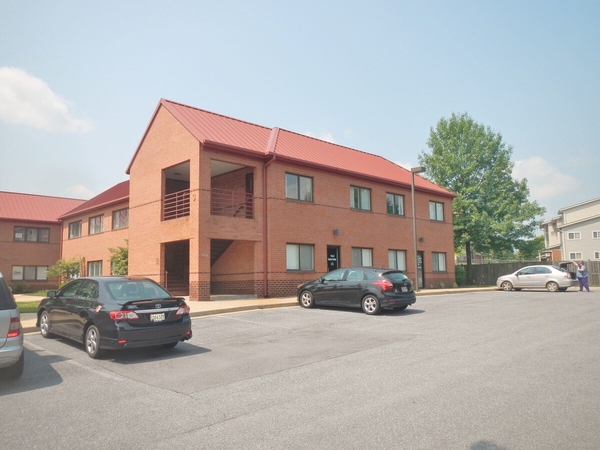 5 Hillcrest Dr, Frederick, MD 21703