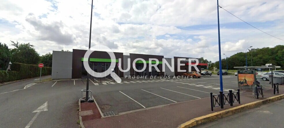 Retail in Flers-en-Escrebieux for lease - Building Photo - Image 1 of 3