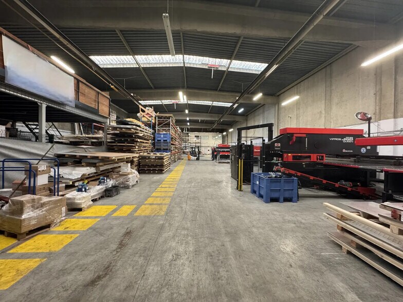 Flex in SAINT-OUEN-L'AUMONE for sale - Interior Photo - Image 3 of 14