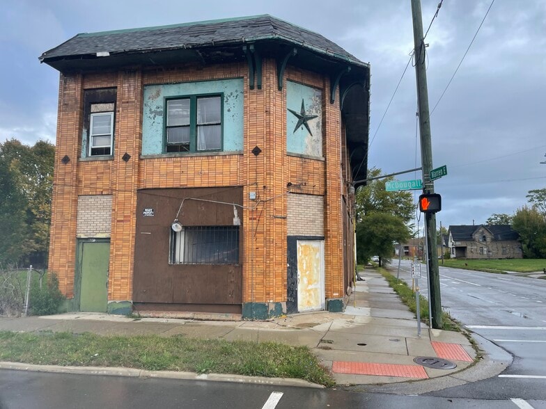 5000 Mcdougall St, Detroit, MI for sale - Building Photo - Image 2 of 7
