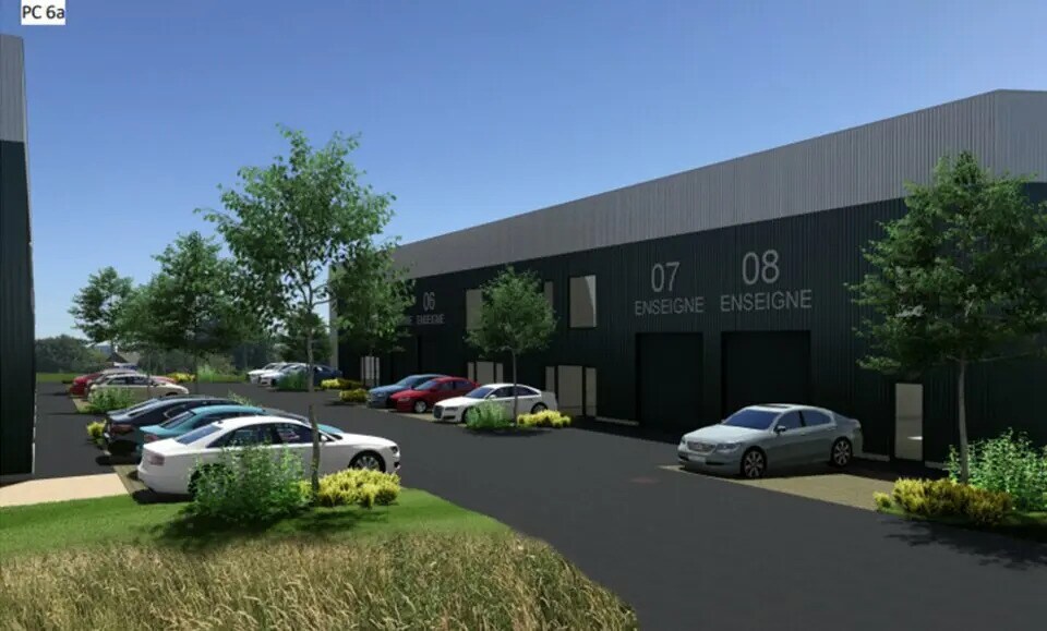 Flex in Étrelles for lease - Building Photo - Image 1 of 4