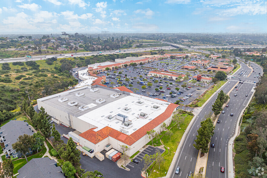 390 E H St, Chula Vista, CA for lease - Aerial - Image 3 of 4