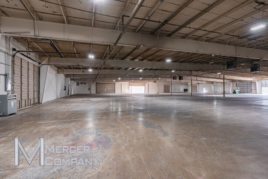 1801 S Great Southwest Pky, Grand Prairie, TX for lease - Interior Photo - Image 3 of 19