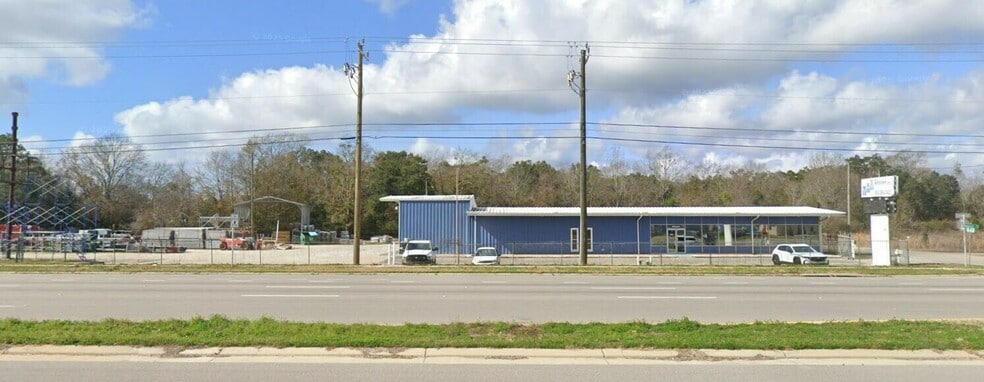 8653 Pensacola Blvd, Pensacola, FL for lease - Building Photo - Image 2 of 21