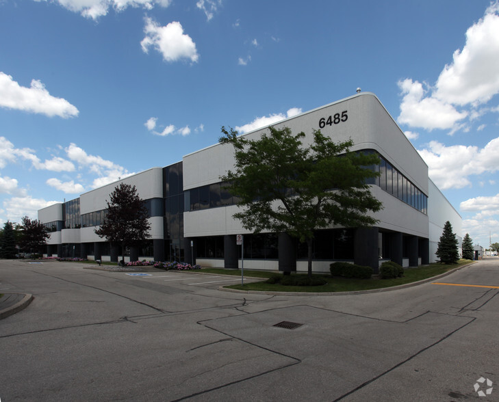 6485 Airport Rd, Mississauga, ON for lease - Primary Photo - Image 1 of 2