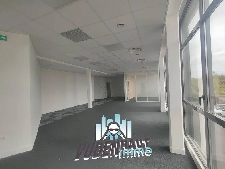 Office in Colomiers for lease - Interior Photo - Image 3 of 9