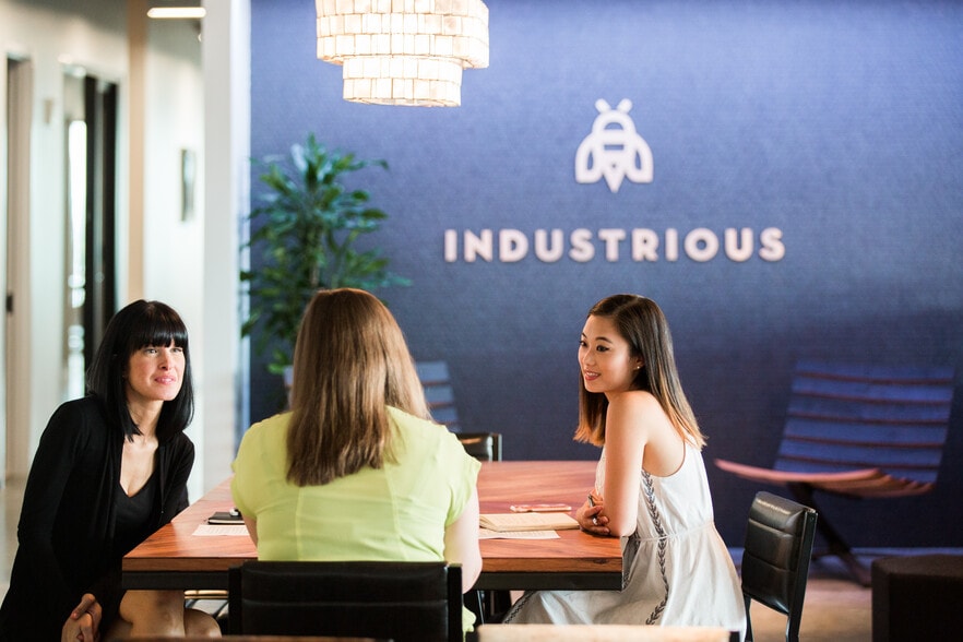 1033 Demonbreun St, Nashville, TN for lease - Interior Photo - Image 3 of 5