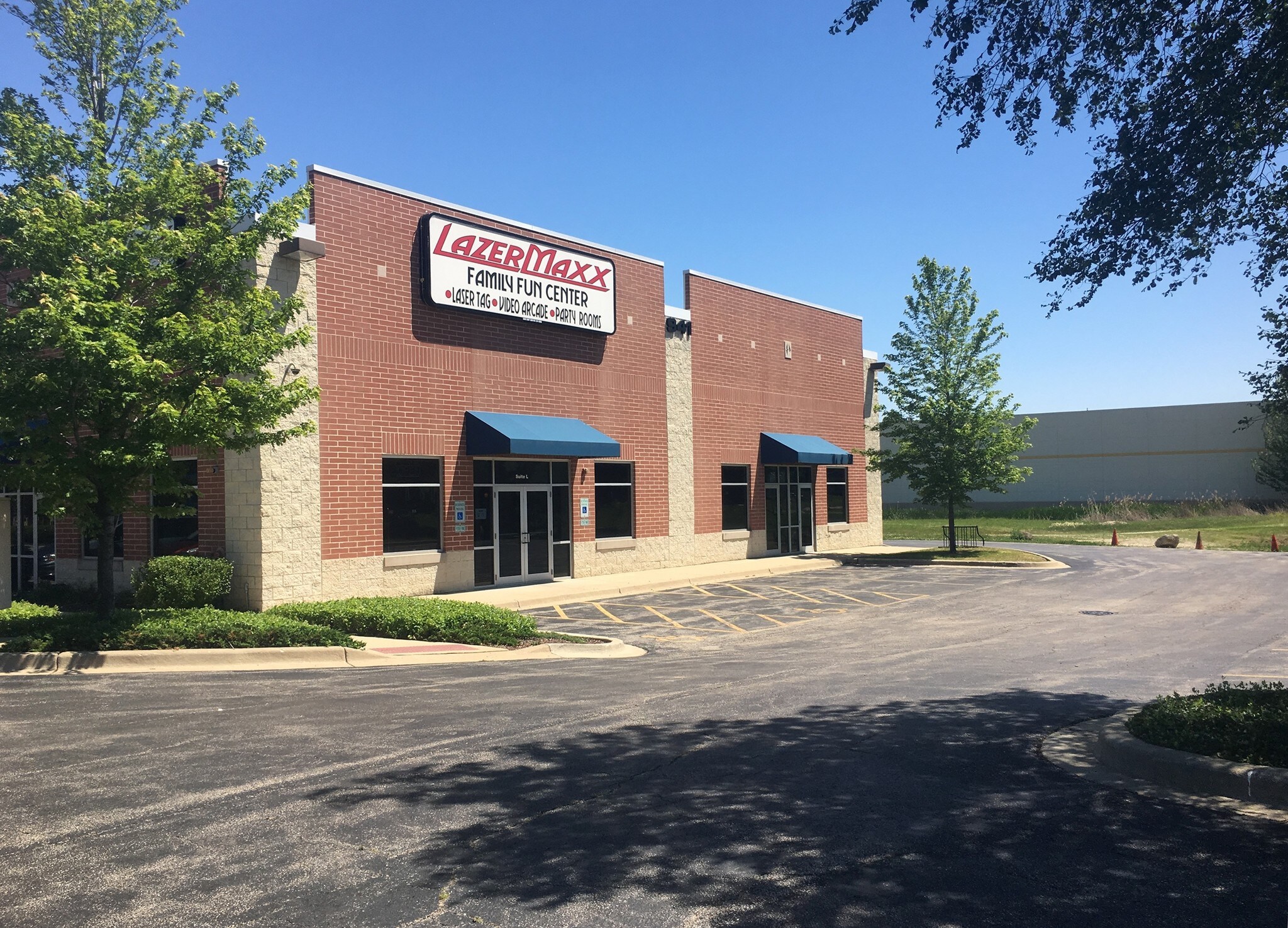 941 S McLean Blvd, Elgin, IL for sale Building Photo- Image 1 of 1