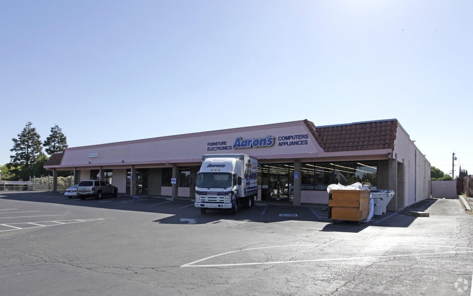 3721-3725 Railroad Ave, Pittsburg, CA for lease - Primary Photo - Image 1 of 3