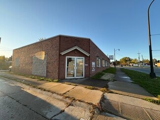 More details for 2405 Fort St, Lincoln Park, MI - Retail for Sale