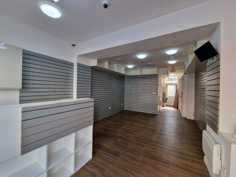 5 Brecknock Rd, London for lease - Interior Photo - Image 3 of 5