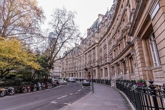 28-31 Finsbury Circ, London for lease Building Photo- Image 2 of 10