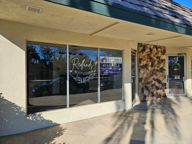 421-427 E Citrus Ave, Redlands, CA for lease - Building Photo - Image 1 of 7