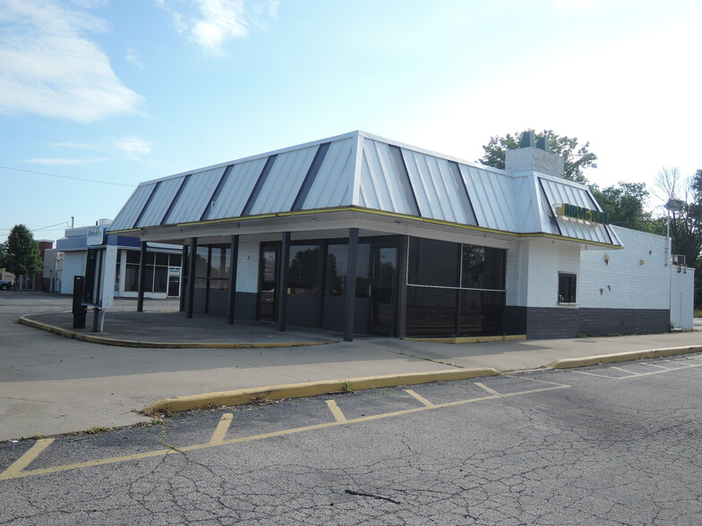 3707 Belmont Ave, Youngstown, OH for sale - Building Photo - Image 1 of 1