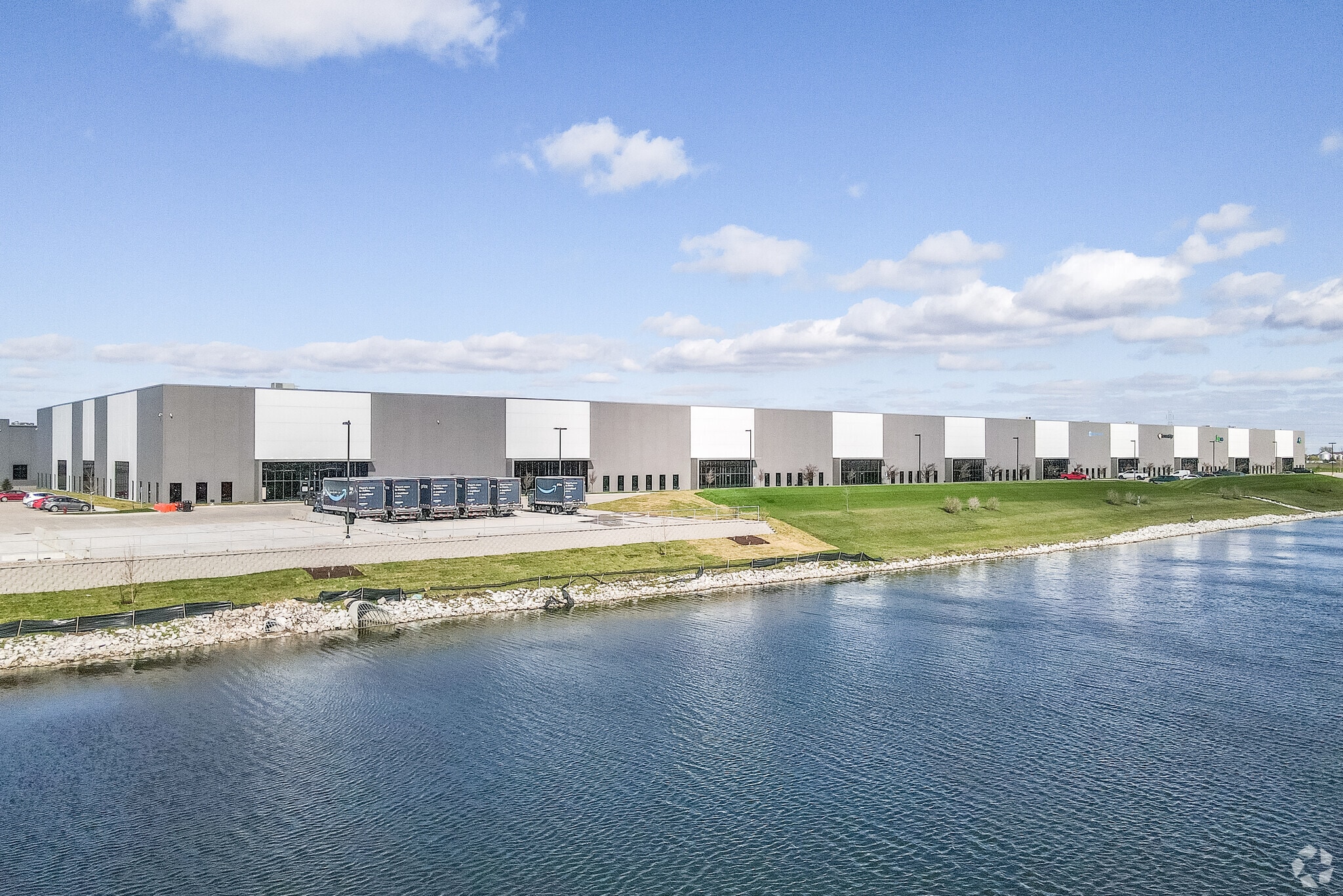 200 SE 37th St, Grimes, IA for lease Primary Photo- Image 1 of 20