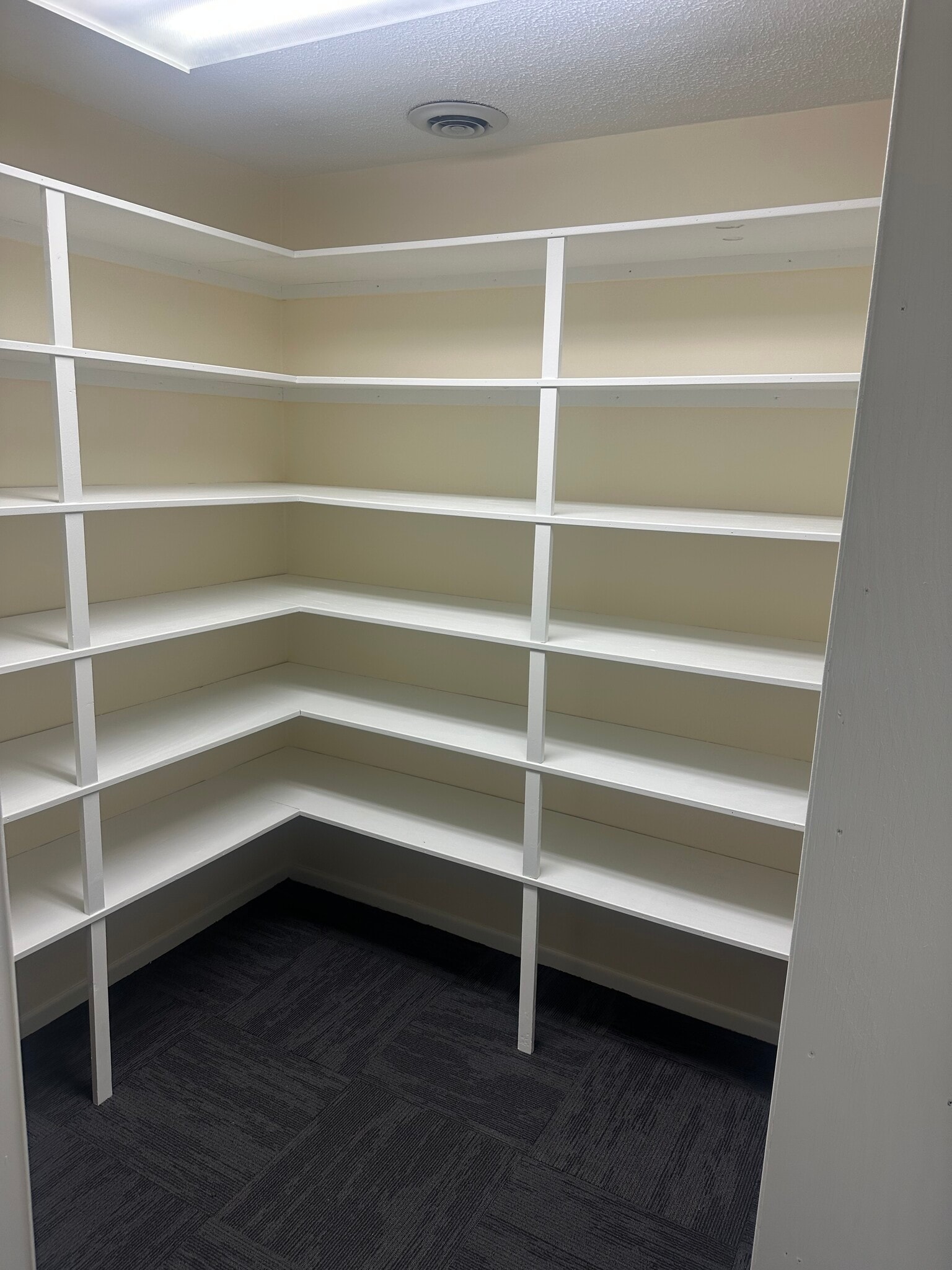 771 Neeb Rd, Cincinnati, OH for lease Interior Photo- Image 1 of 8